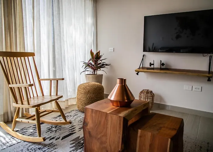 Macondo Aparthotel 4*