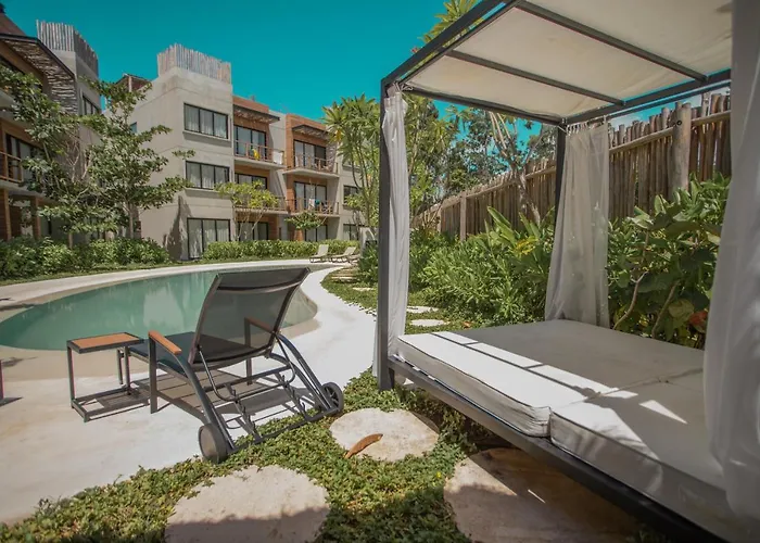 Macondo Aparthotel
