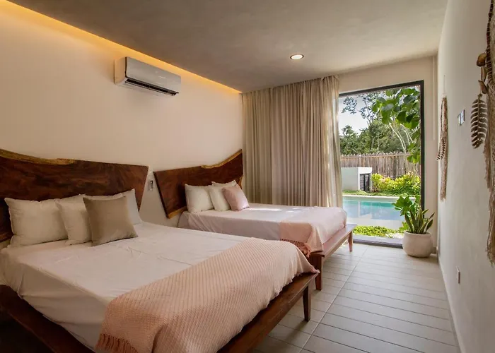 Aparthotel Macondo 4*